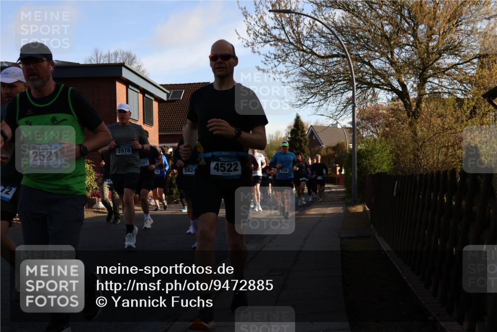 12.04.2026 - 45. Internationalen Wilhelmsburger Insellauf Yannick Fuchs http://msf.ph/oto/9472885 12.04.2026 08:57:58 Laufen 72, 2521, 3978, 2507, 798, 5824, 4522, 3706 meine-sportfotos.de
