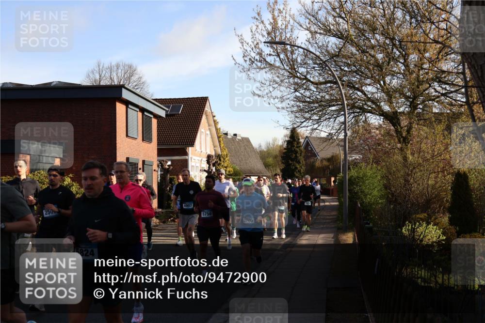 12.04.2026 - 45. Internationalen Wilhelmsburger Insellauf Yannick Fuchs http://msf.ph/oto/9472900 12.04.2026 08:57:59 Laufen 250, 5824, 4907, 5756, 3706, 5344 meine-sportfotos.de