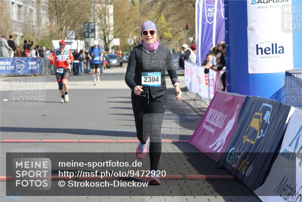 12.04.2026 - 45. Internationalen Wilhelmsburger Insellauf Strokosch-Dieckow http://msf.ph/oto/9472920 12.04.2026 11:30:03 Ziel  meine-sportfotos.de
