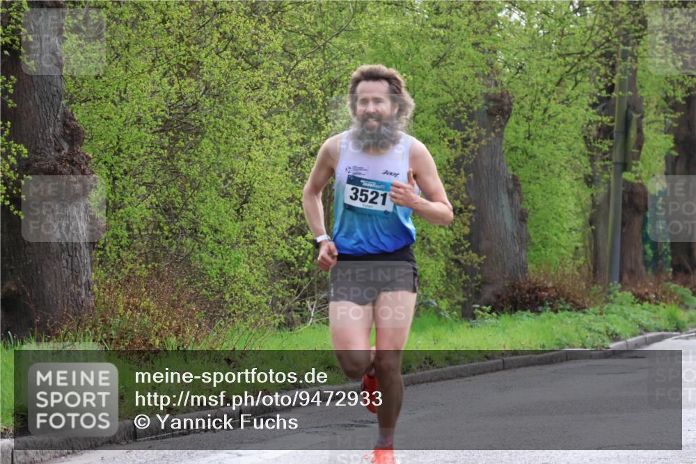 12.04.2026 - 45. Internationalen Wilhelmsburger Insellauf Yannick Fuchs http://msf.ph/oto/9472933 12.04.2026 09:58:45 Laufen 7001, 3521 meine-sportfotos.de