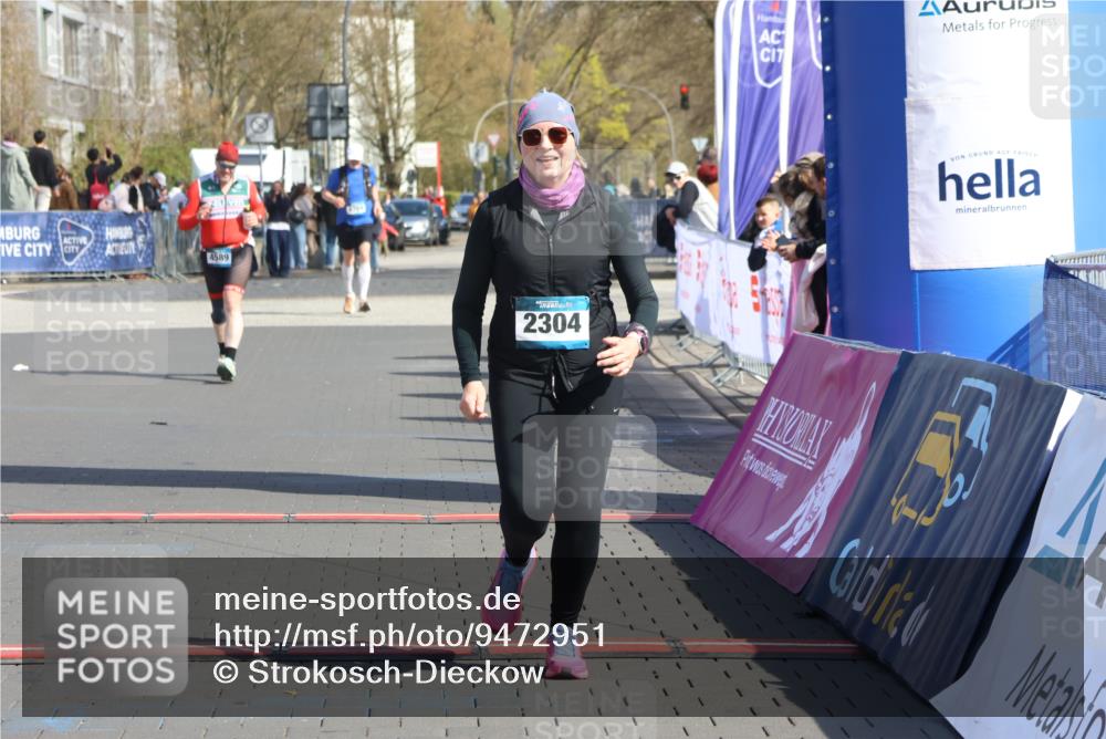 12.04.2026 - 45. Internationalen Wilhelmsburger Insellauf Strokosch-Dieckow http://msf.ph/oto/9472951 12.04.2026 11:30:04 Ziel 2304 meine-sportfotos.de