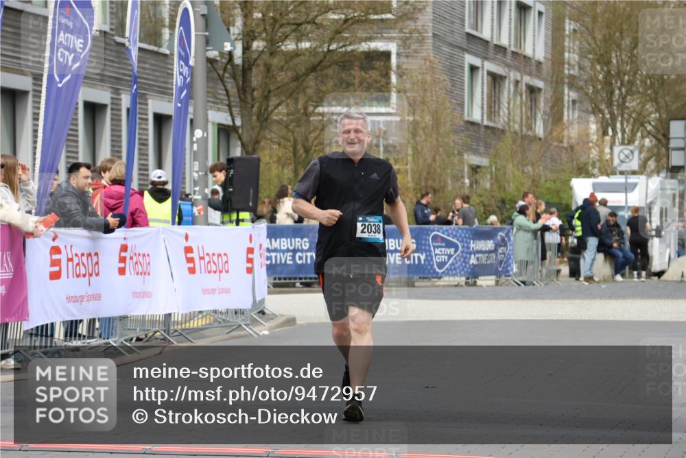 12.04.2026 - 45. Internationalen Wilhelmsburger Insellauf Strokosch-Dieckow http://msf.ph/oto/9472957 12.04.2026 13:35:27 Ziel 2038 meine-sportfotos.de