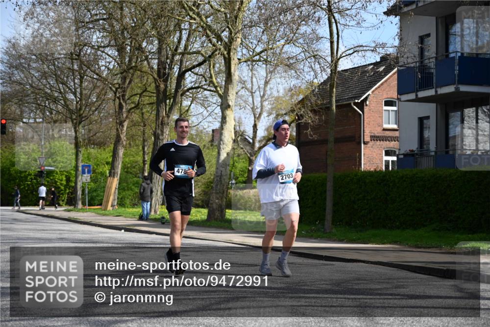 12.04.2026 - 45. Internationalen Wilhelmsburger Insellauf J. Mangold http://msf.ph/oto/9472991 12.04.2026 11:34:45 Ziel 3371, 2703, 4788 meine-sportfotos.de
