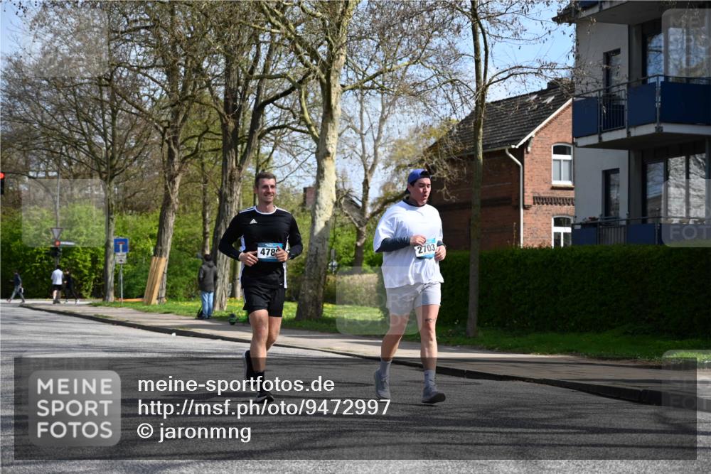 12.04.2026 - 45. Internationalen Wilhelmsburger Insellauf J. Mangold http://msf.ph/oto/9472997 12.04.2026 11:34:45 Ziel 3371, 2703, 4788 meine-sportfotos.de