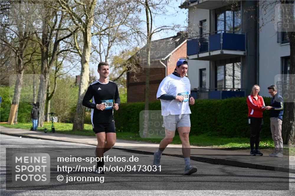 12.04.2026 - 45. Internationalen Wilhelmsburger Insellauf J. Mangold http://msf.ph/oto/9473031 12.04.2026 11:34:46 Ziel 3371, 2703, 4788 meine-sportfotos.de