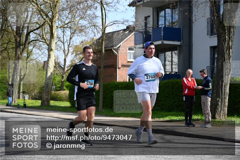 12.04.2026 - 45. Internationalen Wilhelmsburger Insellauf J. Mangold http://msf.ph/oto/9473047 12.04.2026 11:34:46 Ziel 3371, 2703, 4788 meine-sportfotos.de