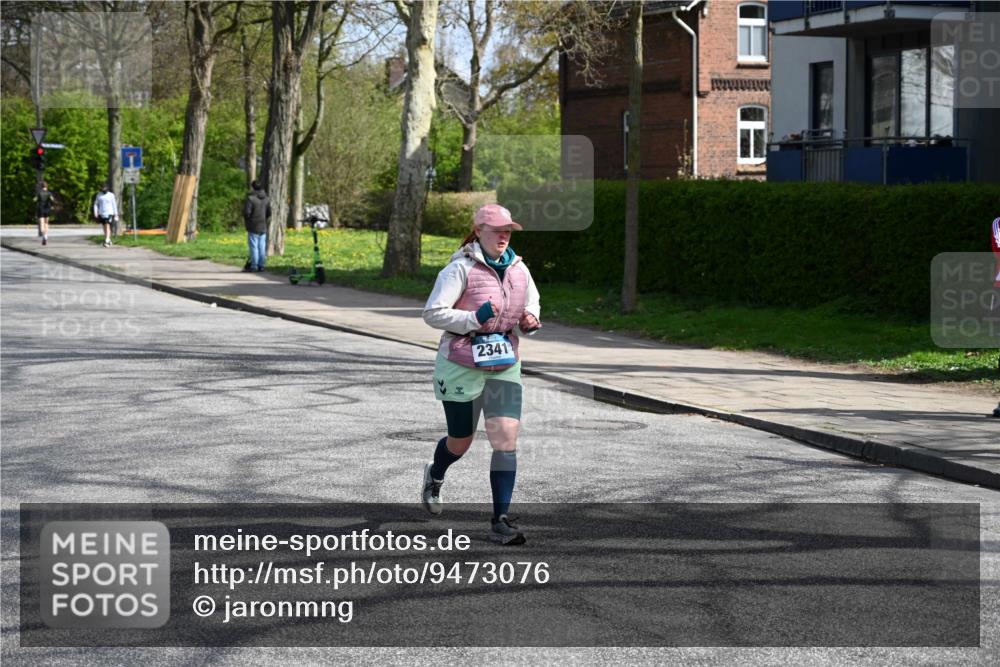 12.04.2026 - 45. Internationalen Wilhelmsburger Insellauf J. Mangold http://msf.ph/oto/9473076 12.04.2026 11:35:22 Ziel 2341 meine-sportfotos.de