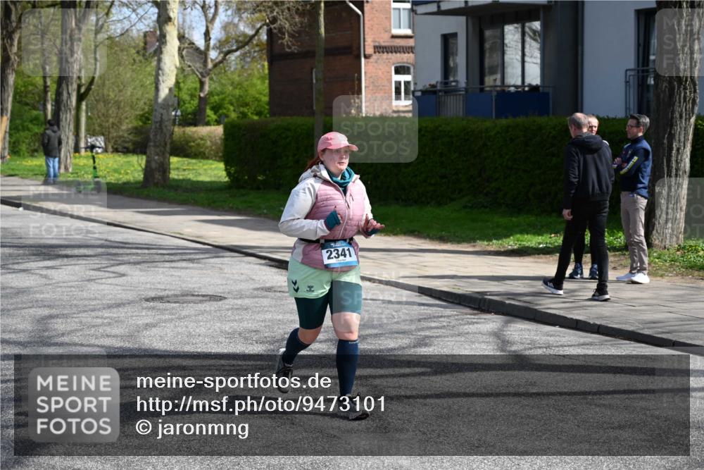 12.04.2026 - 45. Internationalen Wilhelmsburger Insellauf J. Mangold http://msf.ph/oto/9473101 12.04.2026 11:35:22 Ziel 2341 meine-sportfotos.de