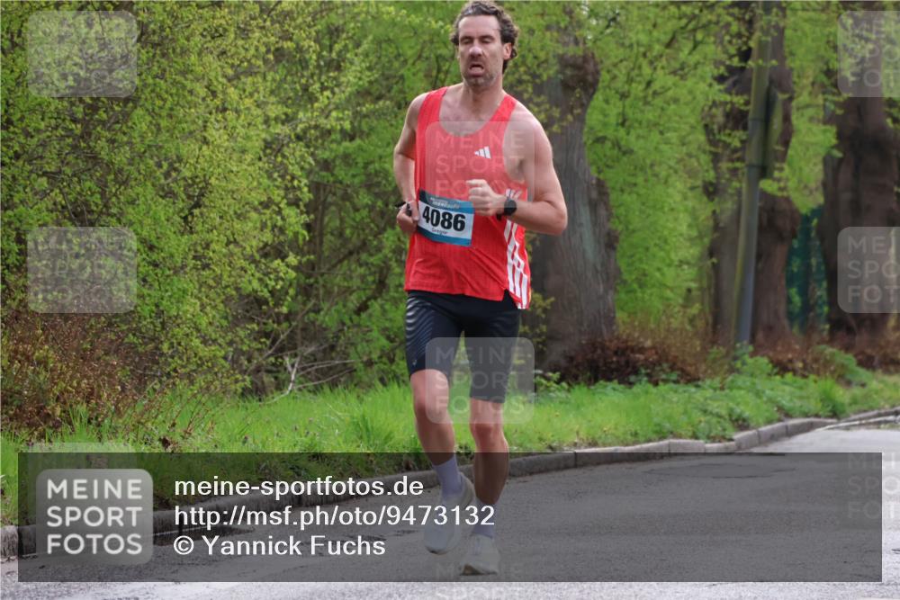 12.04.2026 - 45. Internationalen Wilhelmsburger Insellauf Yannick Fuchs http://msf.ph/oto/9473132 12.04.2026 09:59:18 Laufen 4086 meine-sportfotos.de