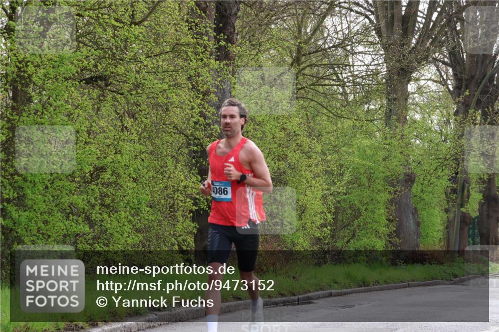12.04.2026 - 45. Internationalen Wilhelmsburger Insellauf Yannick Fuchs http://msf.ph/oto/9473152 12.04.2026 09:59:20 Laufen 4086 meine-sportfotos.de