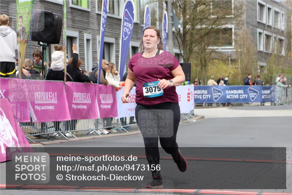 12.04.2026 - 45. Internationalen Wilhelmsburger Insellauf Strokosch-Dieckow http://msf.ph/oto/9473156 12.04.2026 13:34:56 Ziel 3075 meine-sportfotos.de