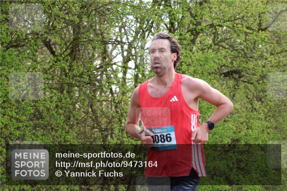 12.04.2026 - 45. Internationalen Wilhelmsburger Insellauf Yannick Fuchs http://msf.ph/oto/9473164 12.04.2026 09:59:21 Laufen 1086 meine-sportfotos.de