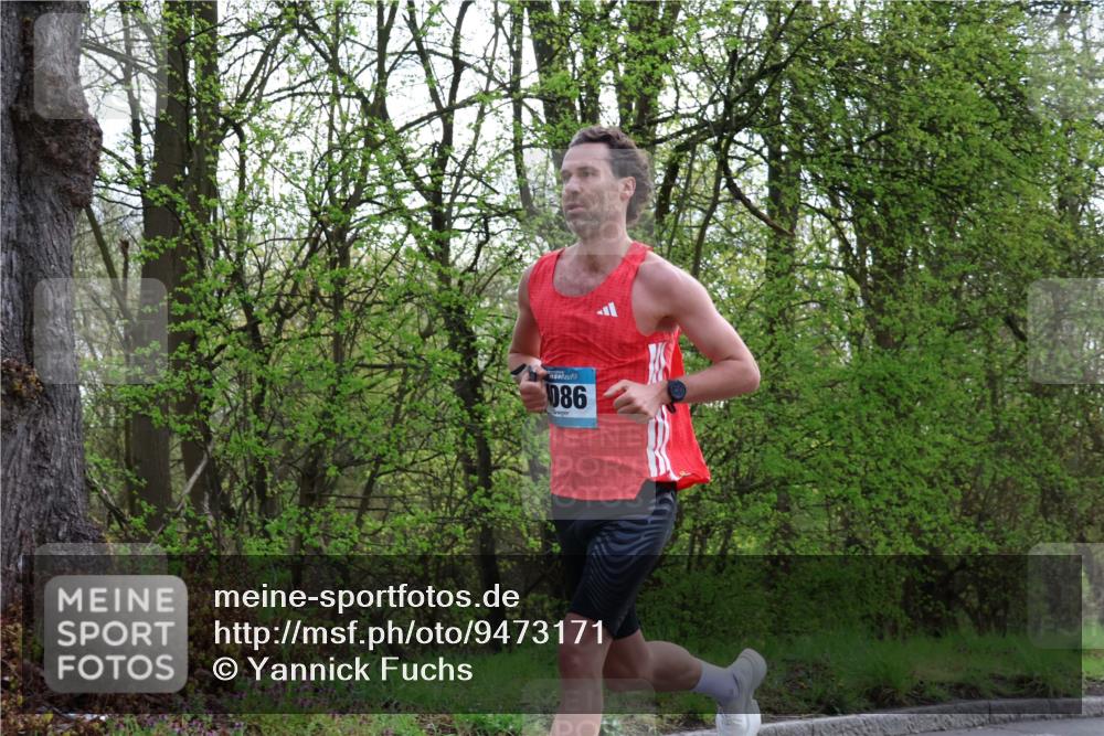 12.04.2026 - 45. Internationalen Wilhelmsburger Insellauf Yannick Fuchs http://msf.ph/oto/9473171 12.04.2026 09:59:22 Laufen 086 meine-sportfotos.de