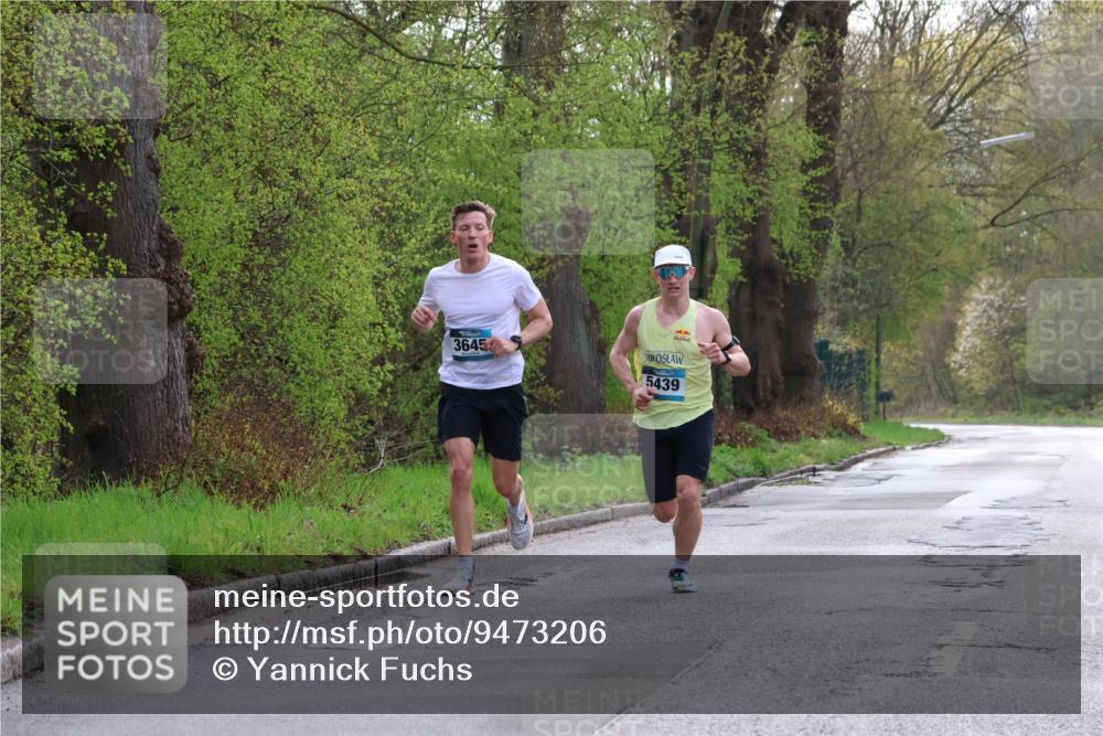 12.04.2026 - 45. Internationalen Wilhelmsburger Insellauf Yannick Fuchs http://msf.ph/oto/9473206 12.04.2026 09:59:42 Laufen 3645, 5439 meine-sportfotos.de
