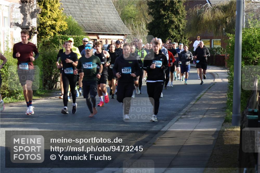 12.04.2026 - 45. Internationalen Wilhelmsburger Insellauf Yannick Fuchs http://msf.ph/oto/9473245 12.04.2026 08:58:22 Laufen 4682, 2977, 3796, 49, 4107, 5309 meine-sportfotos.de