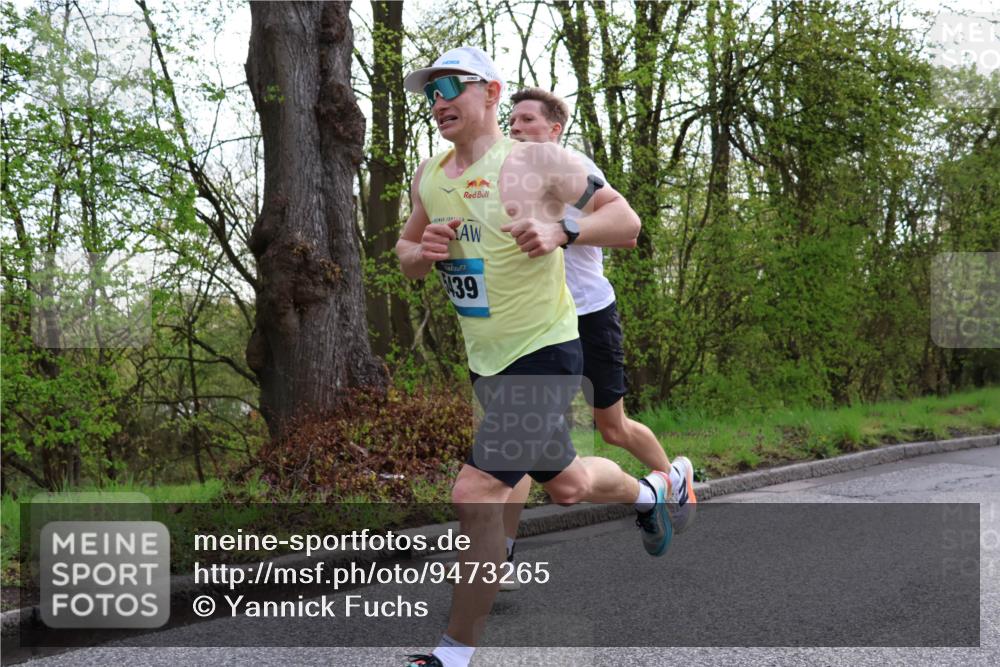 12.04.2026 - 45. Internationalen Wilhelmsburger Insellauf Yannick Fuchs http://msf.ph/oto/9473265 12.04.2026 09:59:46 Laufen 439 meine-sportfotos.de
