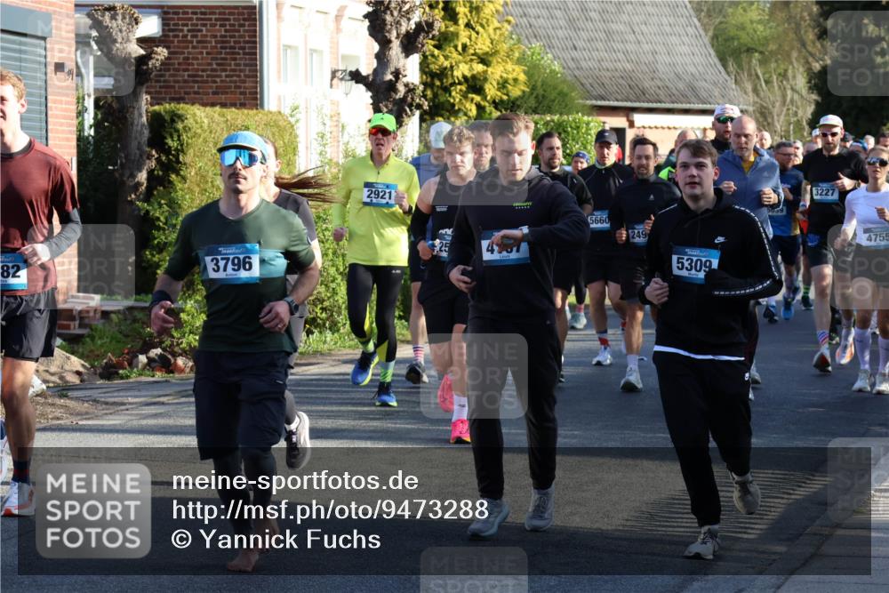 12.04.2026 - 45. Internationalen Wilhelmsburger Insellauf Yannick Fuchs http://msf.ph/oto/9473288 12.04.2026 08:58:25 Laufen 82, 3796, 2921, 25, 5660, 249, 5309, 3227, 4755 meine-sportfotos.de