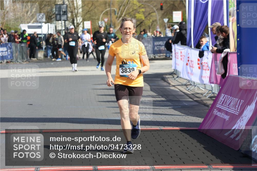 12.04.2026 - 45. Internationalen Wilhelmsburger Insellauf Strokosch-Dieckow http://msf.ph/oto/9473328 12.04.2026 11:30:26 Ziel 3839 meine-sportfotos.de