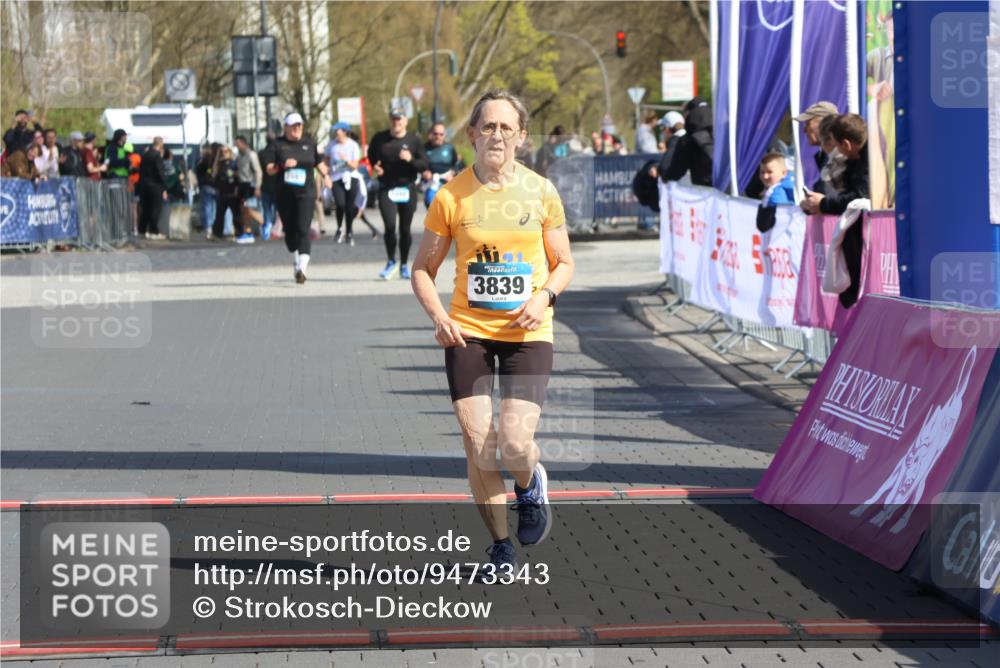 12.04.2026 - 45. Internationalen Wilhelmsburger Insellauf Strokosch-Dieckow http://msf.ph/oto/9473343 12.04.2026 11:30:26 Ziel 3839 meine-sportfotos.de