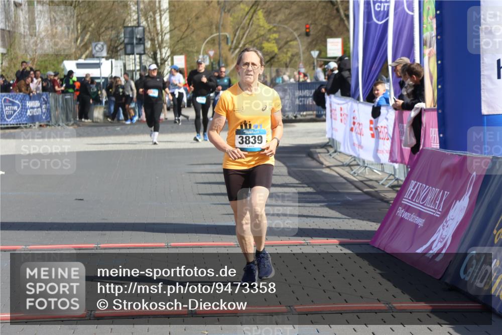 12.04.2026 - 45. Internationalen Wilhelmsburger Insellauf Strokosch-Dieckow http://msf.ph/oto/9473358 12.04.2026 11:30:26 Ziel 3839 meine-sportfotos.de