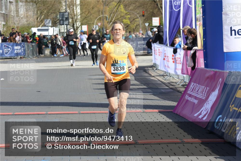 12.04.2026 - 45. Internationalen Wilhelmsburger Insellauf Strokosch-Dieckow http://msf.ph/oto/9473413 12.04.2026 11:30:26 Ziel 3839 meine-sportfotos.de