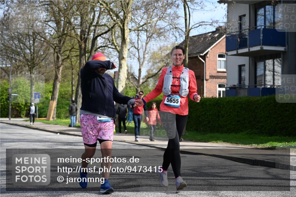 12.04.2026 - 45. Internationalen Wilhelmsburger Insellauf J. Mangold http://msf.ph/oto/9473415 12.04.2026 11:38:02 Ziel 5948, 5655, 5656, 3354 meine-sportfotos.de