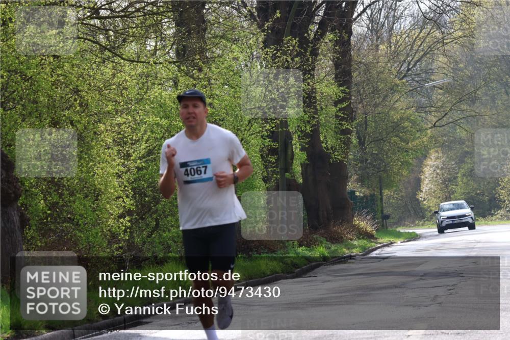 12.04.2026 - 45. Internationalen Wilhelmsburger Insellauf Yannick Fuchs http://msf.ph/oto/9473430 12.04.2026 10:01:10 Laufen 4067 meine-sportfotos.de