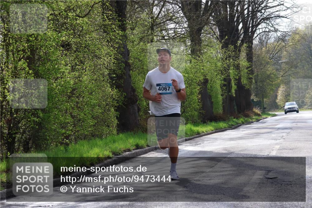 12.04.2026 - 45. Internationalen Wilhelmsburger Insellauf Yannick Fuchs http://msf.ph/oto/9473444 12.04.2026 10:01:11 Laufen 4067 meine-sportfotos.de