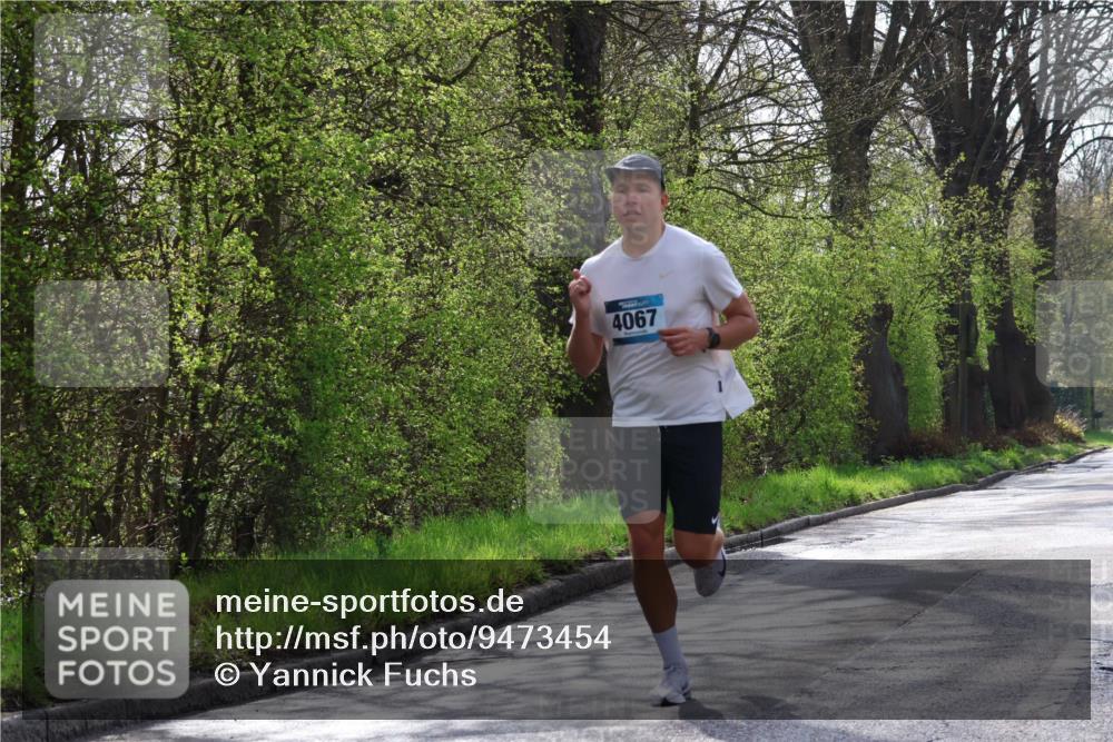 12.04.2026 - 45. Internationalen Wilhelmsburger Insellauf Yannick Fuchs http://msf.ph/oto/9473454 12.04.2026 10:01:11 Laufen 4067 meine-sportfotos.de