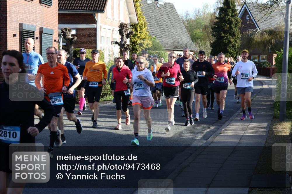 12.04.2026 - 45. Internationalen Wilhelmsburger Insellauf Yannick Fuchs http://msf.ph/oto/9473468 12.04.2026 08:58:36 Laufen 2810, 83, 5606, 5844, 2371, 3008, 3568, 5341, 58, 560, 5653, 3110 meine-sportfotos.de