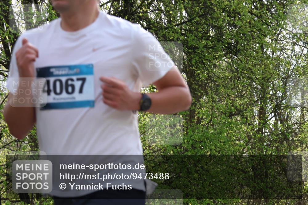 12.04.2026 - 45. Internationalen Wilhelmsburger Insellauf Yannick Fuchs http://msf.ph/oto/9473488 12.04.2026 10:01:12 Laufen 4067 meine-sportfotos.de