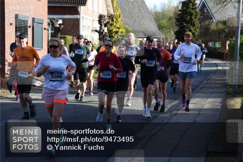 12.04.2026 - 45. Internationalen Wilhelmsburger Insellauf Yannick Fuchs http://msf.ph/oto/9473495 12.04.2026 08:58:38 Laufen 5844, 3568, 3357, 3008, 5341, 5749, 5661, 3110, 3321, 53 meine-sportfotos.de