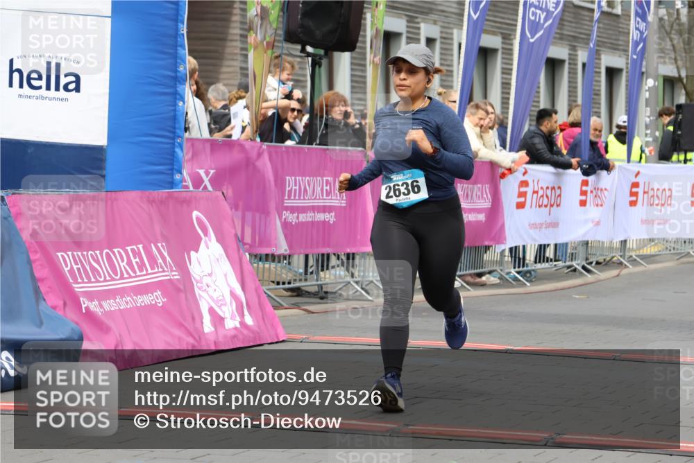 12.04.2026 - 45. Internationalen Wilhelmsburger Insellauf Strokosch-Dieckow http://msf.ph/oto/9473526 12.04.2026 13:34:13 Ziel 2636 meine-sportfotos.de