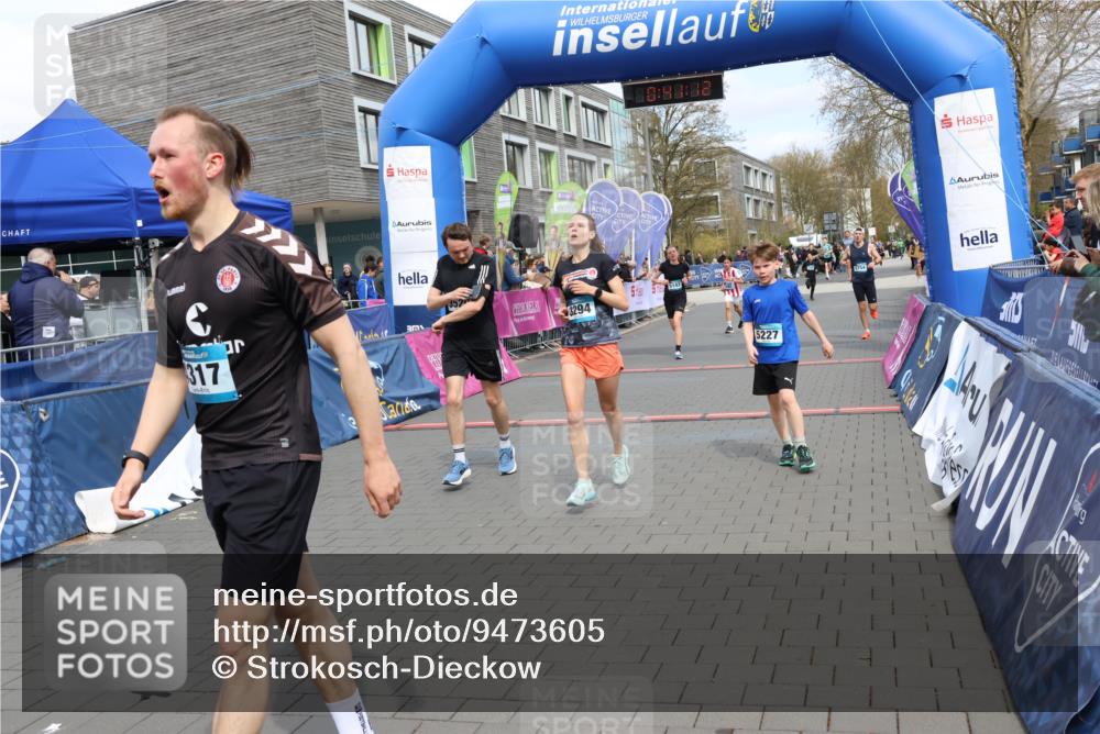 12.04.2026 - 45. Internationalen Wilhelmsburger Insellauf Strokosch-Dieckow http://msf.ph/oto/9473605 12.04.2026 12:54:11 Ziel 4317, 5227, 3294, 3520, 5143, 5754, 4592 meine-sportfotos.de
