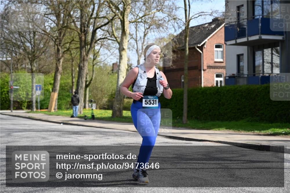 12.04.2026 - 45. Internationalen Wilhelmsburger Insellauf J. Mangold http://msf.ph/oto/9473646 12.04.2026 11:39:17 Ziel 5531 meine-sportfotos.de
