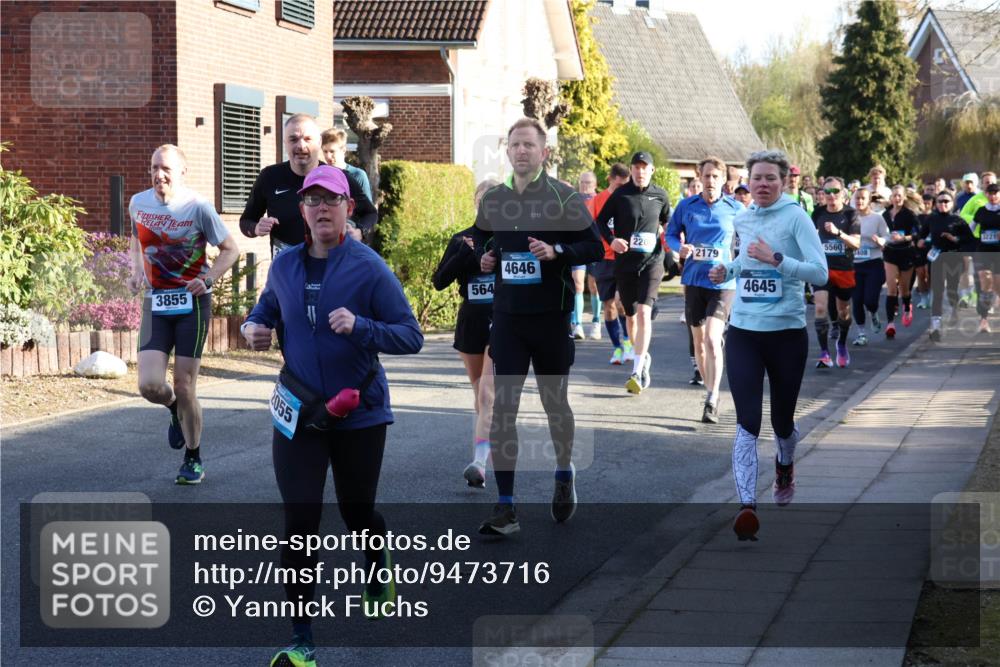 12.04.2026 - 45. Internationalen Wilhelmsburger Insellauf Yannick Fuchs http://msf.ph/oto/9473716 12.04.2026 08:58:59 Laufen 3855, 055, 564, 4646, 2200, 2179, 4645, 5560408 meine-sportfotos.de