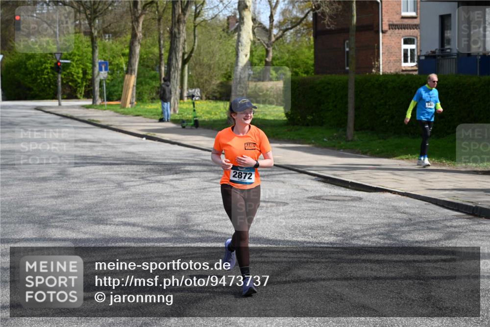 12.04.2026 - 45. Internationalen Wilhelmsburger Insellauf J. Mangold http://msf.ph/oto/9473737 12.04.2026 11:40:35 Ziel 2872, 4981, 2693, 5593 meine-sportfotos.de