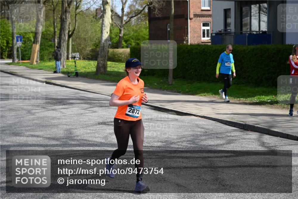 12.04.2026 - 45. Internationalen Wilhelmsburger Insellauf J. Mangold http://msf.ph/oto/9473754 12.04.2026 11:40:35 Ziel 2872, 4981, 2693, 5593 meine-sportfotos.de