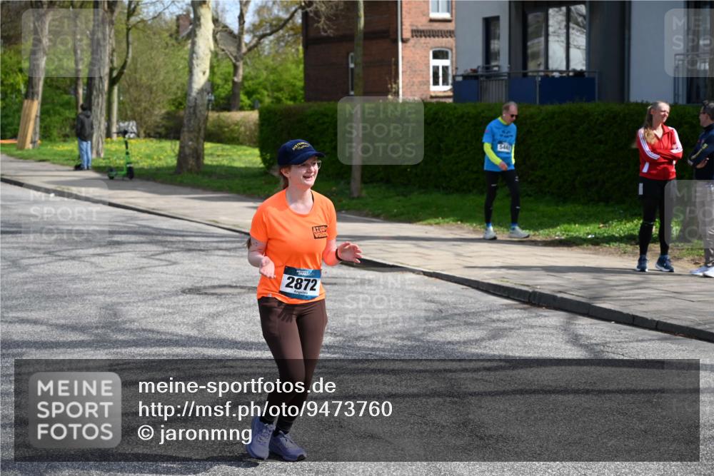 12.04.2026 - 45. Internationalen Wilhelmsburger Insellauf J. Mangold http://msf.ph/oto/9473760 12.04.2026 11:40:36 Ziel 2872, 4981, 2693, 5593 meine-sportfotos.de