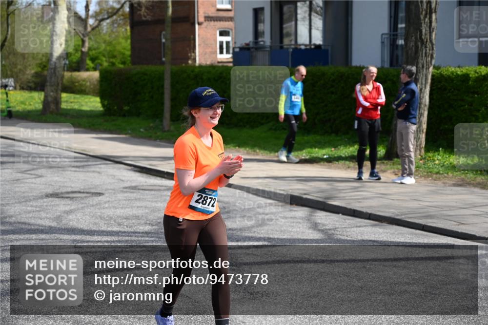 12.04.2026 - 45. Internationalen Wilhelmsburger Insellauf J. Mangold http://msf.ph/oto/9473778 12.04.2026 11:40:36 Ziel 2872, 4981, 2693, 5593 meine-sportfotos.de
