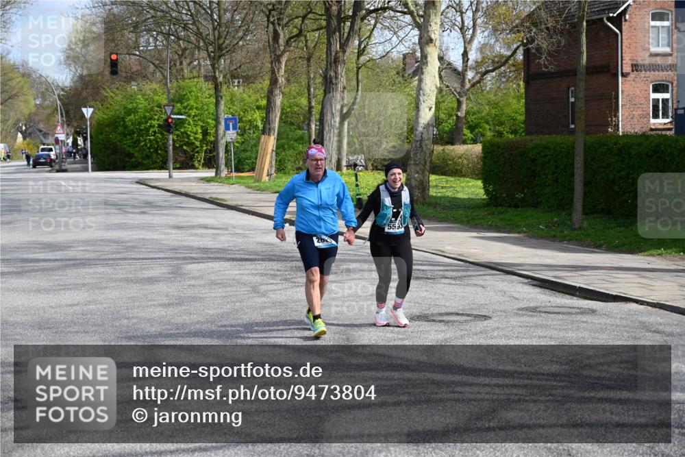 12.04.2026 - 45. Internationalen Wilhelmsburger Insellauf J. Mangold http://msf.ph/oto/9473804 12.04.2026 11:40:54 Ziel 4981, 2693, 5593 meine-sportfotos.de