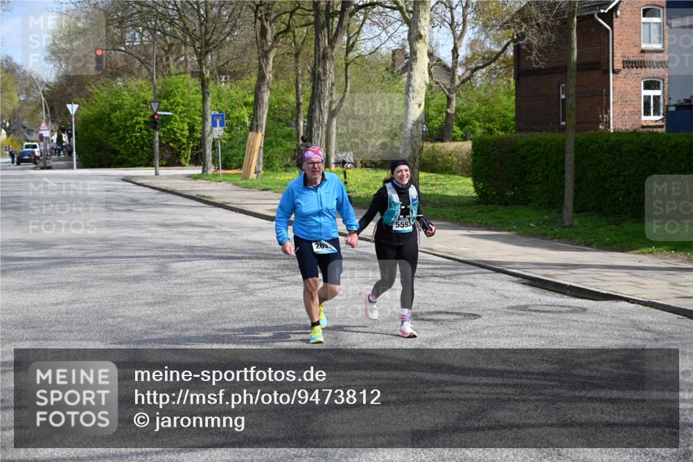 12.04.2026 - 45. Internationalen Wilhelmsburger Insellauf J. Mangold http://msf.ph/oto/9473812 12.04.2026 11:40:54 Ziel 4981, 2693, 5593 meine-sportfotos.de