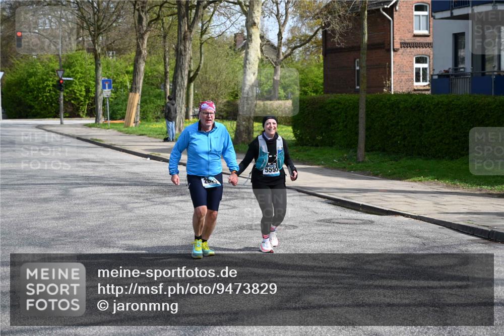 12.04.2026 - 45. Internationalen Wilhelmsburger Insellauf J. Mangold http://msf.ph/oto/9473829 12.04.2026 11:40:54 Ziel 4981, 2693, 5593 meine-sportfotos.de