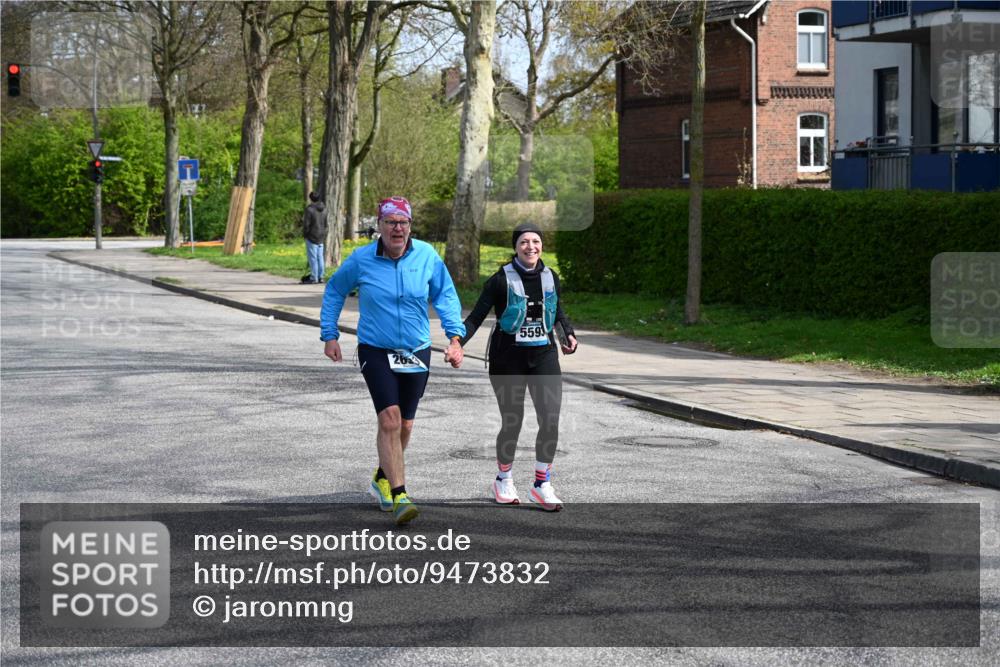 12.04.2026 - 45. Internationalen Wilhelmsburger Insellauf J. Mangold http://msf.ph/oto/9473832 12.04.2026 11:40:54 Ziel 4981, 2693, 5593 meine-sportfotos.de