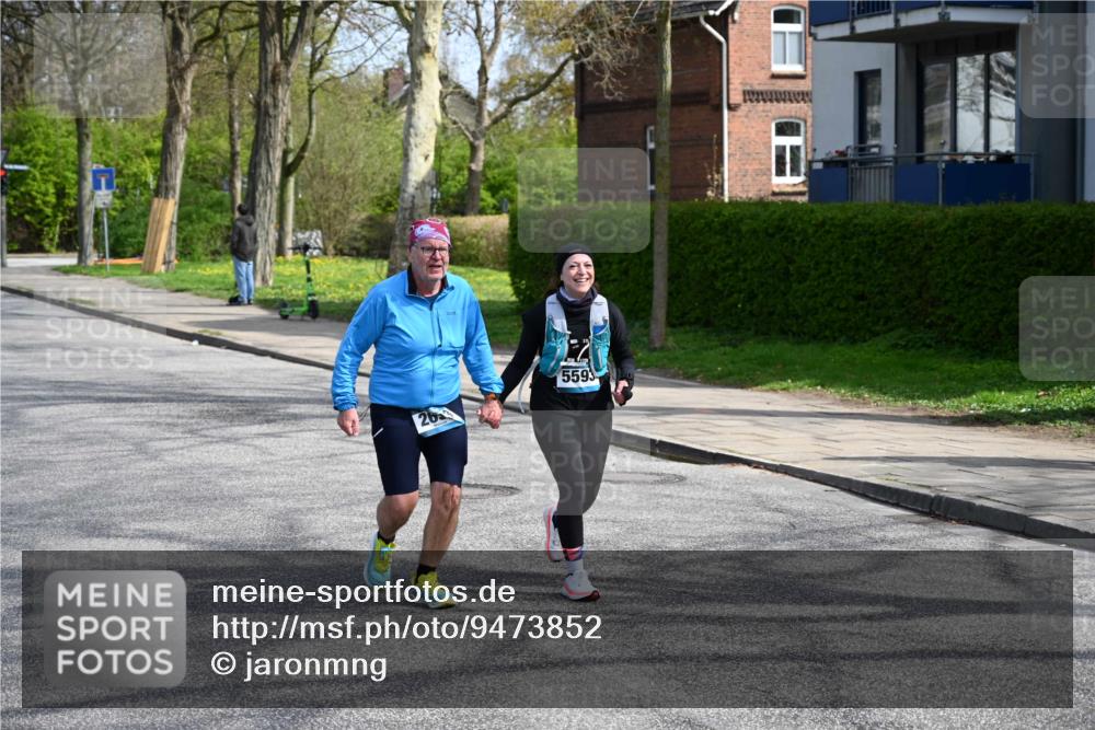 12.04.2026 - 45. Internationalen Wilhelmsburger Insellauf J. Mangold http://msf.ph/oto/9473852 12.04.2026 11:40:55 Ziel 4981, 2693, 5593 meine-sportfotos.de