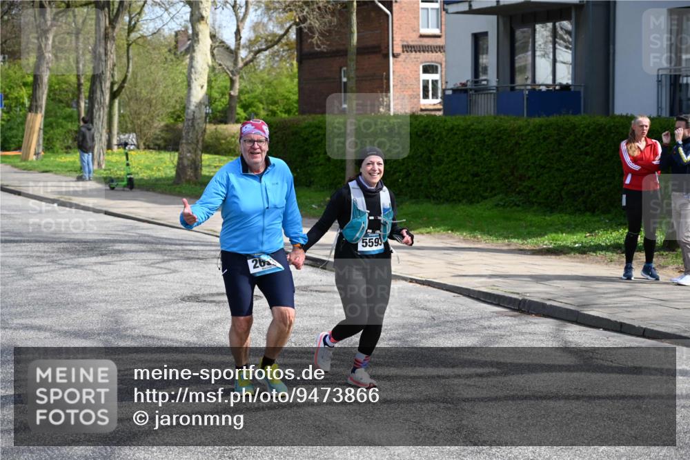 12.04.2026 - 45. Internationalen Wilhelmsburger Insellauf J. Mangold http://msf.ph/oto/9473866 12.04.2026 11:40:55 Ziel 4981, 2693, 5593 meine-sportfotos.de