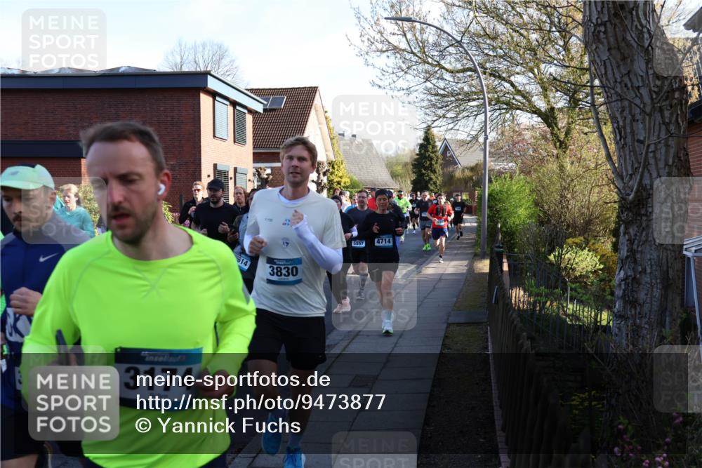12.04.2026 - 45. Internationalen Wilhelmsburger Insellauf Yannick Fuchs http://msf.ph/oto/9473877 12.04.2026 08:59:08 Laufen 614, 3830, 31742, 5557, 4714 meine-sportfotos.de