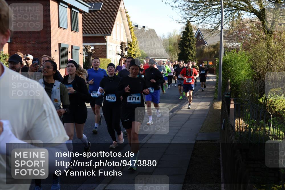 12.04.2026 - 45. Internationalen Wilhelmsburger Insellauf Yannick Fuchs http://msf.ph/oto/9473880 12.04.2026 08:59:09 Laufen 4703, 3468, 4714, 2071 meine-sportfotos.de