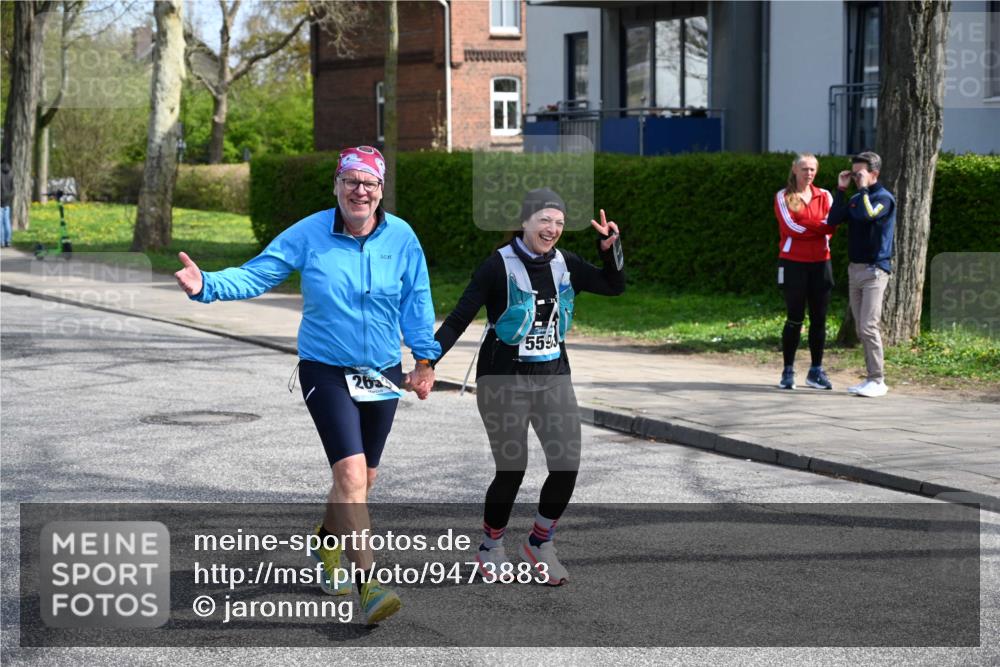 12.04.2026 - 45. Internationalen Wilhelmsburger Insellauf J. Mangold http://msf.ph/oto/9473883 12.04.2026 11:40:56 Ziel 4981, 2693, 5593 meine-sportfotos.de