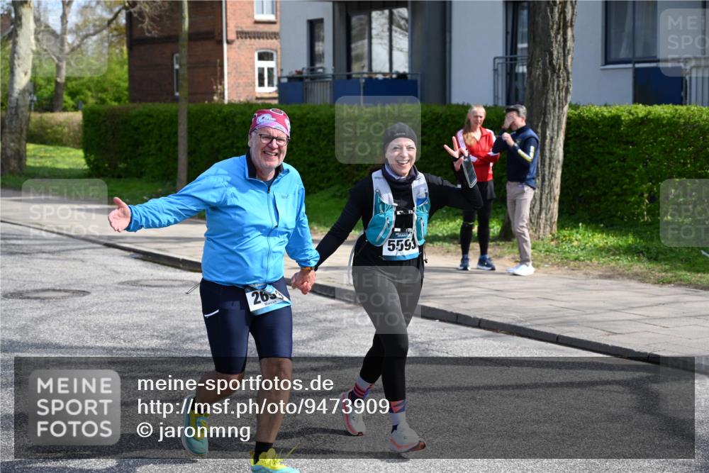 12.04.2026 - 45. Internationalen Wilhelmsburger Insellauf J. Mangold http://msf.ph/oto/9473909 12.04.2026 11:40:56 Ziel 4981, 2693, 5593 meine-sportfotos.de